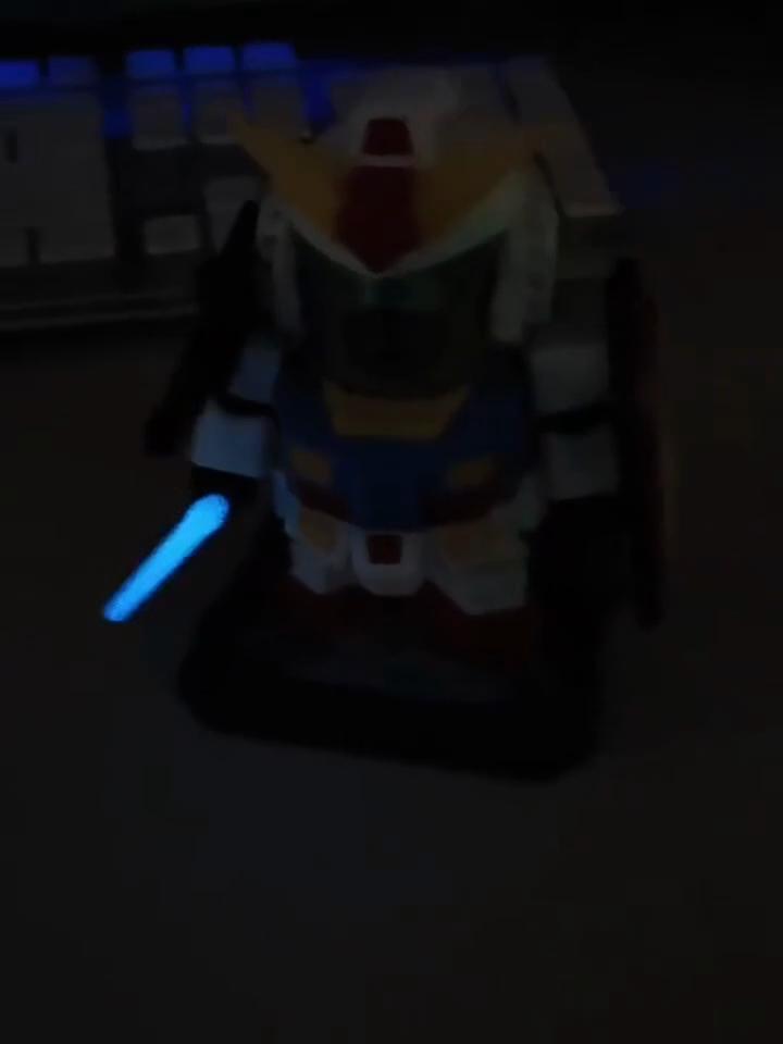 Neue Capibara Rx-78-2 Desktop-Figuren für Spiele Zwerg Magnetische Dekorative Capybara Figuren Spielzeug Geschenke Spielzeug