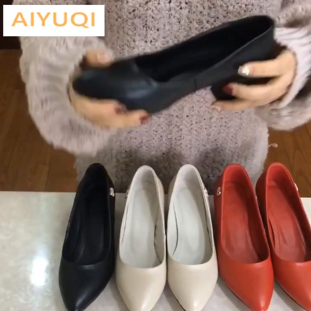 Жалаңаш қыздардың стриптизін онлайн көру