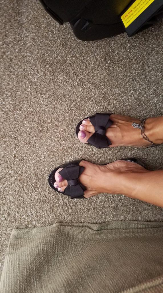 yg jelly shoes