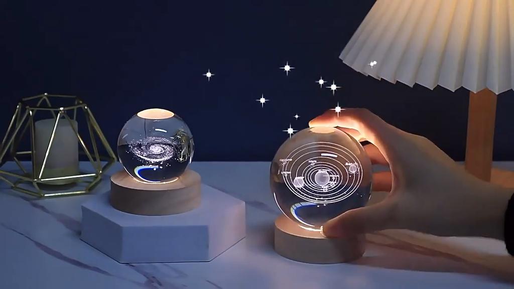 Crystal Ball USB Night Light Romantic Desktop Ornaments Unique Anniversary Gift