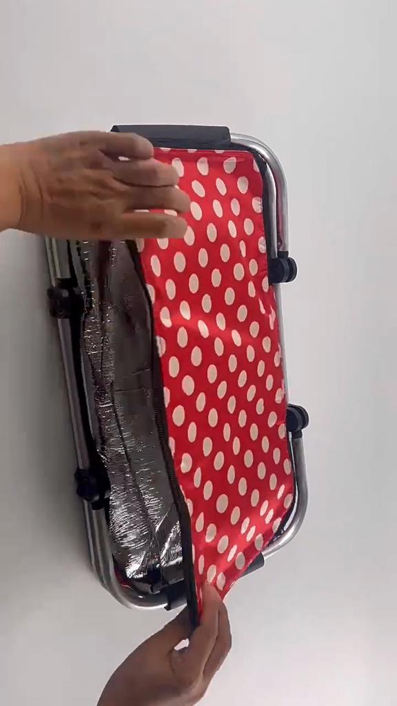 Foldable Insulated Lunch Bag Large Capacity Waterproof With Carrying Handle for Office Picnic