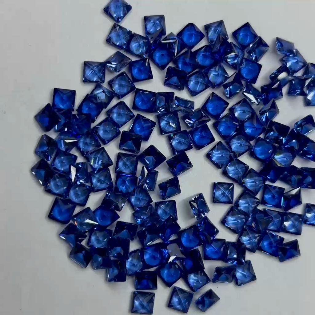 Naturalny Szafir Niebieski Cięcie Kwadratowe 7x5 mm – Partia 10 Certyfikowanych Kamieni Szlachetnych Luźnych – MULTTIQ134