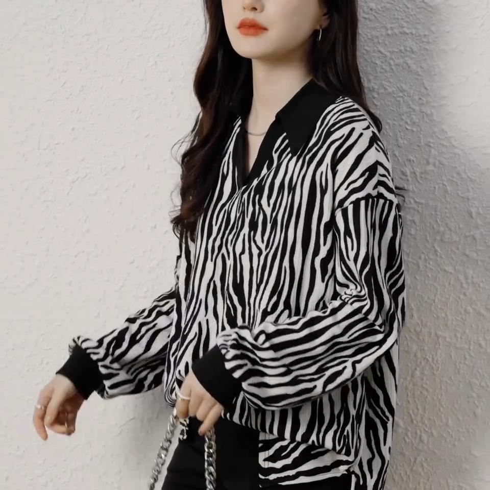 MODIQUE Spring Summer Plus Size New Women Loose Vintage Zebra Stripes Blouse Shirts Female Chiffon Casual Oversize Long Sleeve V-Neck Top