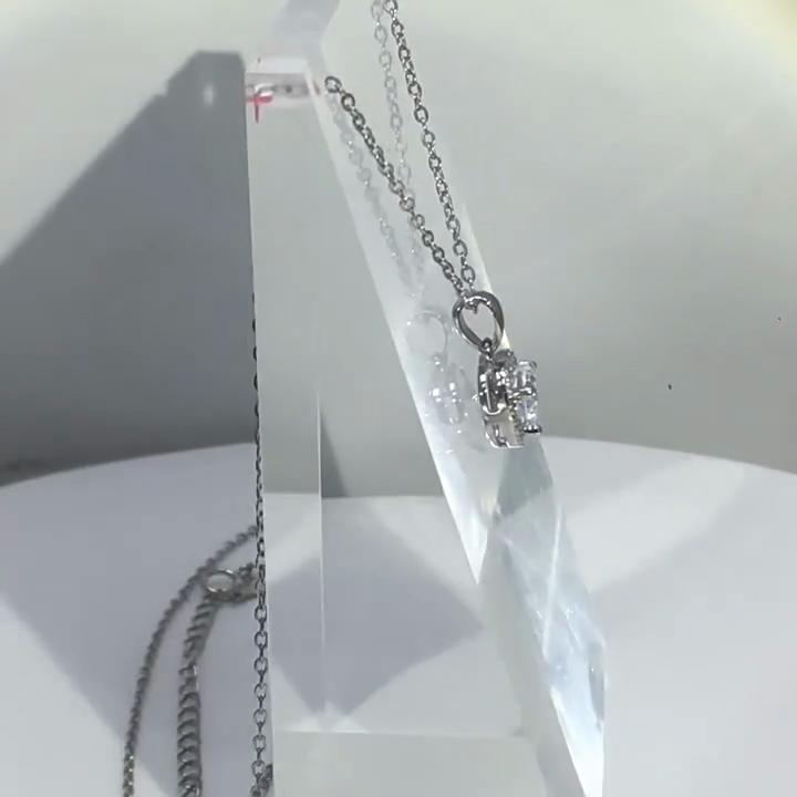 6.5mm Heart Cut Halo Moissanite Pendant Necklace S925 Sterling Silver For Women