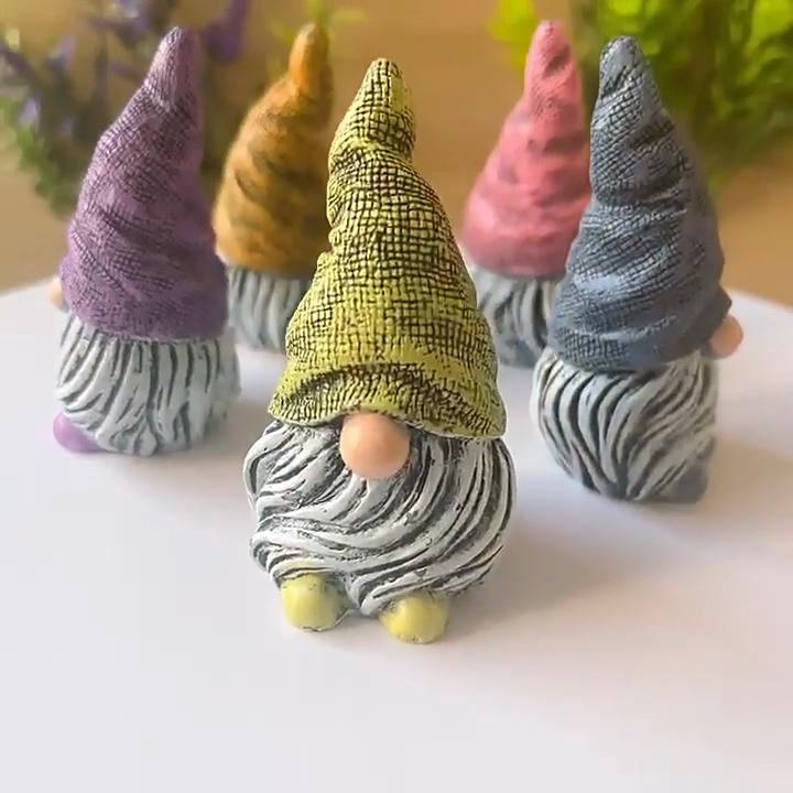 Gnomes Figurine Safe Eco-Friendly Creative Novelty Fine Workmanship Decorative Synthetic Resin White Beard Dwarf Figurine Garden Supplies