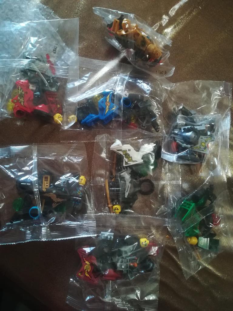 8PCS Set Minifigures Ninja Mini Figures Fits LEGO 8Stk ninjago moto Ensemble