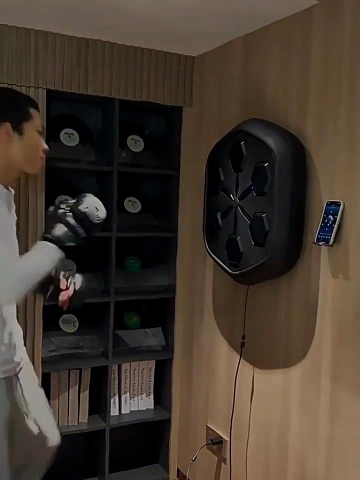Smart Bluetooth Music Boxing Wall Target Children Boxing Training Equipment Boxing Machine Home Fitness Equipment Boxing Target