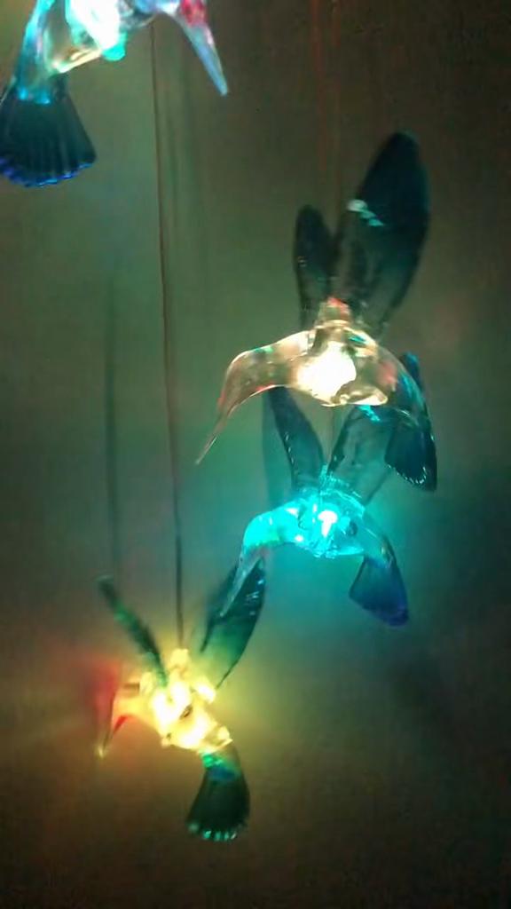 Blue Bird Wind Chime Lamp Color changing Solar Wind Chime Colorful Butterfly Wind Chime Lamp Waterproof Outdoor for Courtyard Garden Decoration