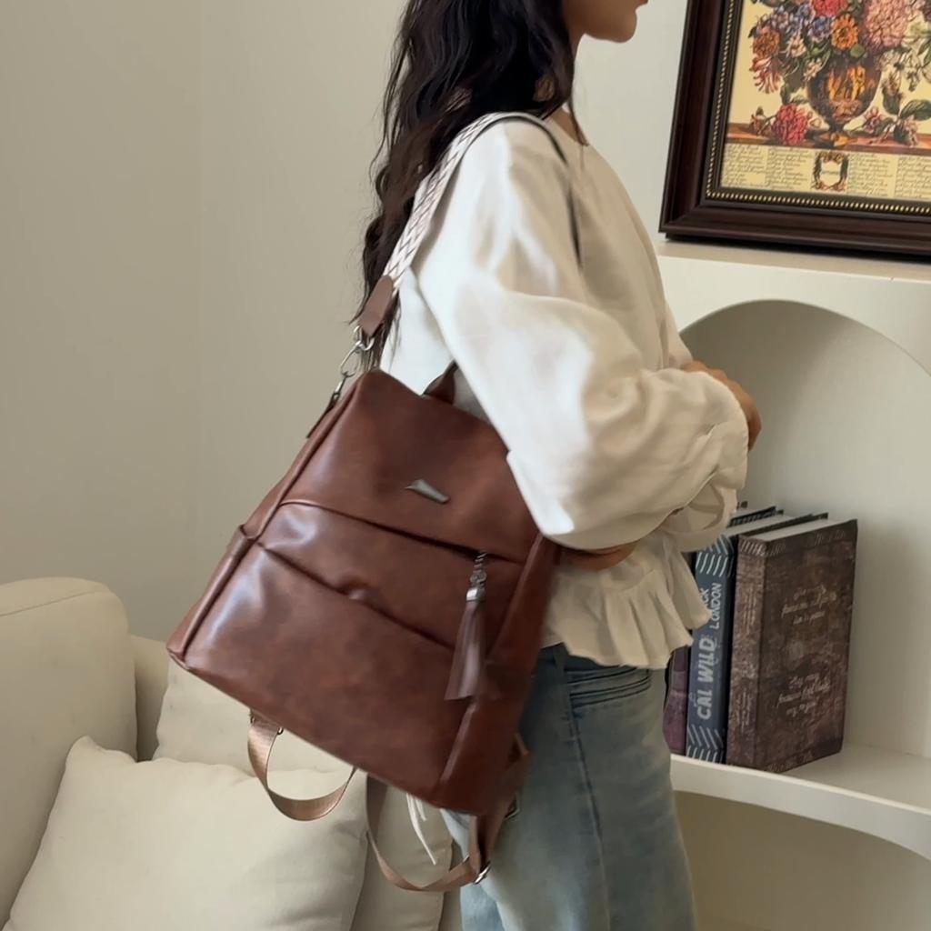 PU Backpack Women's Large Capacity Tassel Backpack Lightweight Multi-function Shoulder Bag