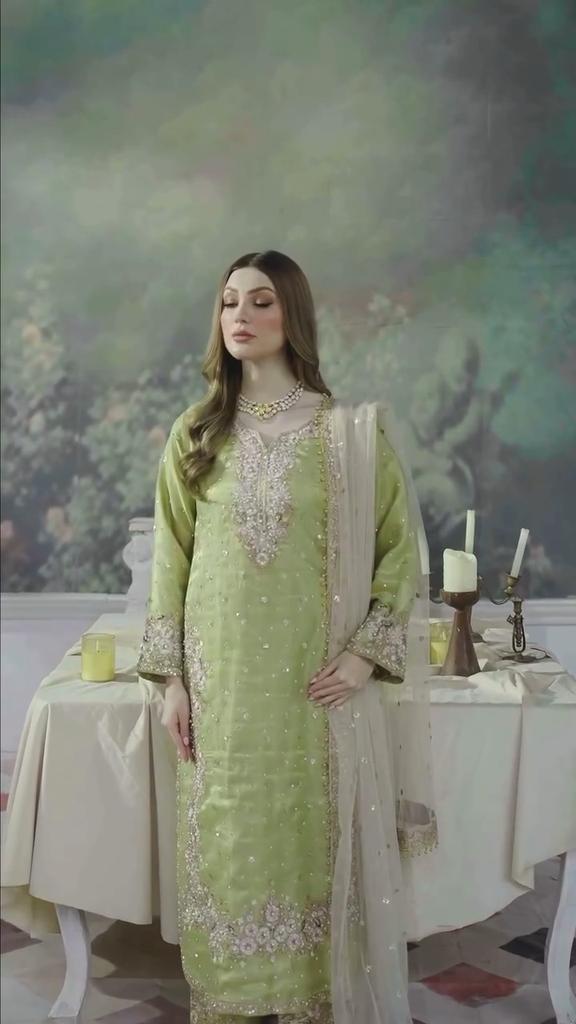 Launching New Đěsigner Party Wear Look  Top Plazzo & Dupatta Set