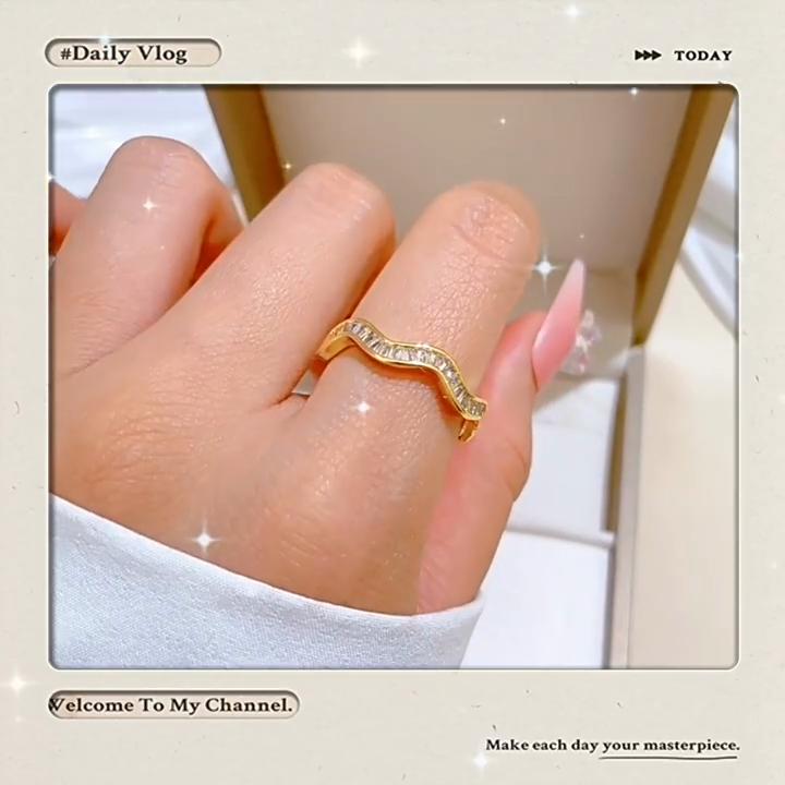 Geometric Zircon Rings for Women 2024 New Fashion Golden Jewelry Wedding Party Accessories