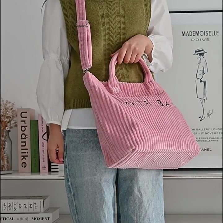 Womens Casual Shoulder Bag Large Capacity With Nylon Lining And Embroidered Details For Travel