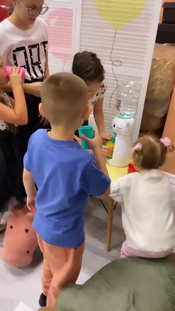 Animal Concept Wasserspender für Kinder, Wassertank für den Kindergarten – mit Flasche (+21 Modelloptionen)