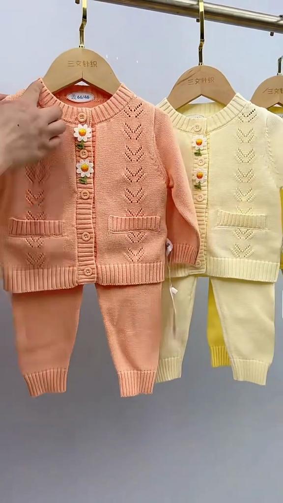 Vår og Høst Jenter Komfortabelt Strikket Cardigan Sett Casual Baby Genser