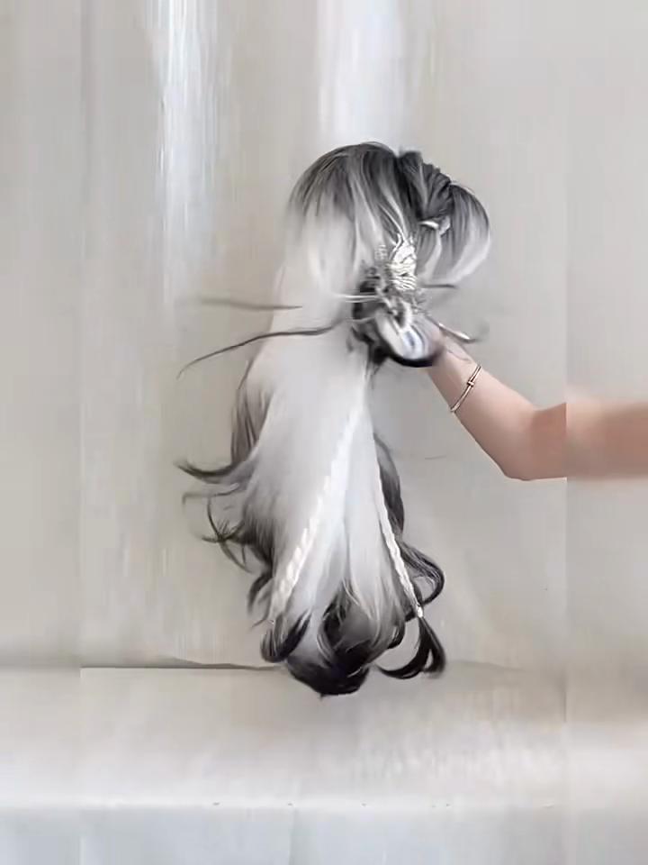 Long Wave Synthetic Black Ombre White Wig Fluffy Women Heat Resistant Wig for Daily Party Lolita Cosplay