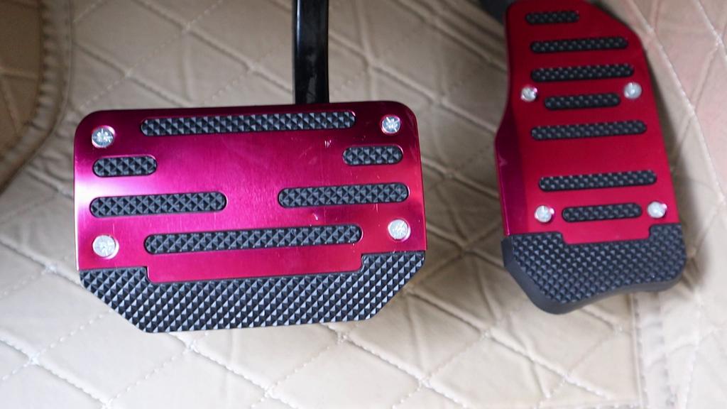 Universal Car Interior Parts Aluminum Automatic Gear Gas Brake Accelerator Non-Slip Foot Pedal Pad Cover Trim Blue/Red/Silver