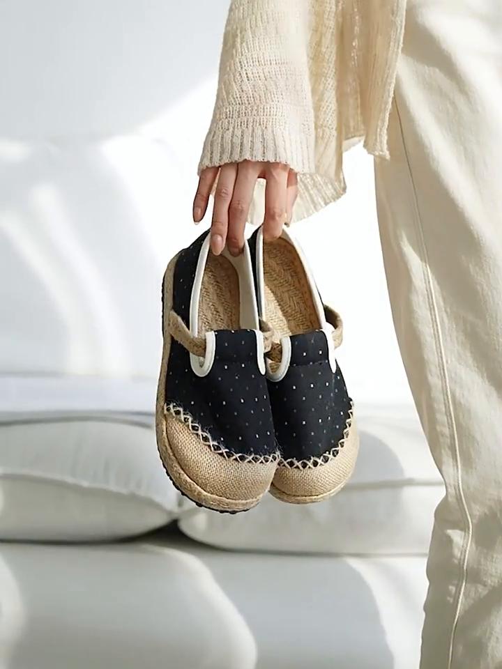 Women's Ethnic Style Embroidered Slip-on Cloth Shoes Comfortable Breathable Round Toe Low-top Flat Linen Shoes