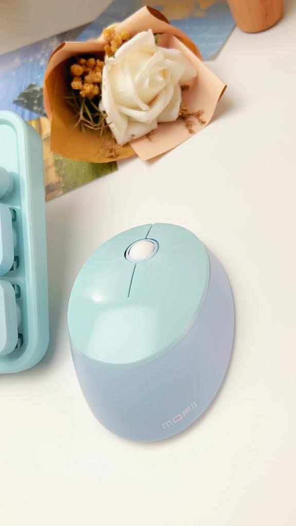 Set Tastiera e Mouse Wireless Mofi a Forma di Retrò: Ergonomica, 104 Tasti, Compatibile con Multi-Sistema, Perfetta per il Gaming su Laptop e le Attività d'Ufficio