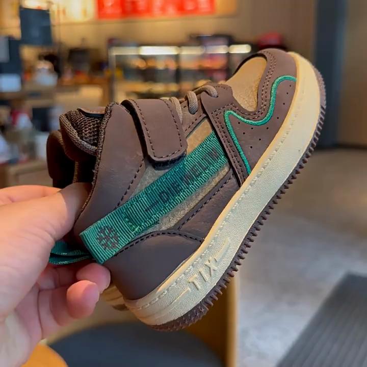 Children's Sports Shoes 2023 Spring and Autumn New Boys and Girls' Casual Shoes High Top Small and Medium Children's Board Shoes Soft Sole Baby Shoes