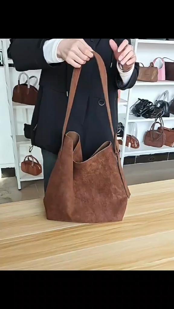 Yogodlns New Suede Bucket Bag Women's Shoulder Bag Shoppers Large Capacity Handbag Fashion Casual Versatile Crossbody Bag For Women