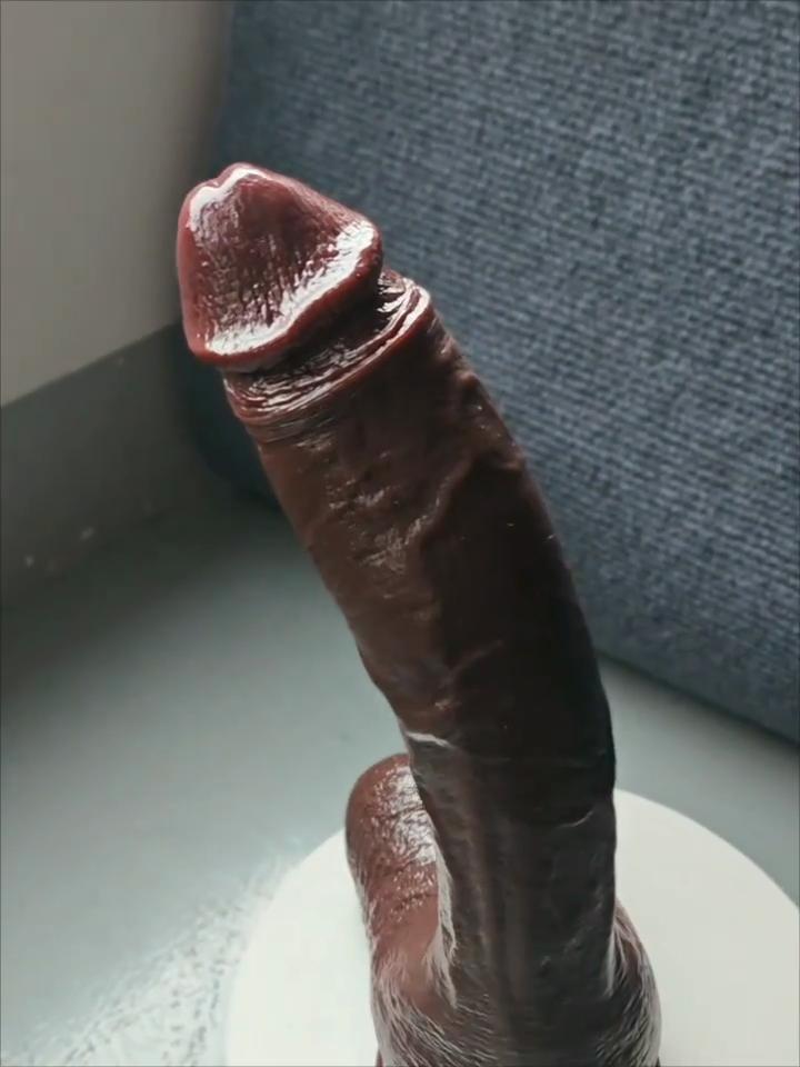 Multi-Size Soft Realistic Penis Dildo – Lifelike Liquid Silicone with Strong Suction Cup, Flexible Texture for Solo, Couples & Intimate Play