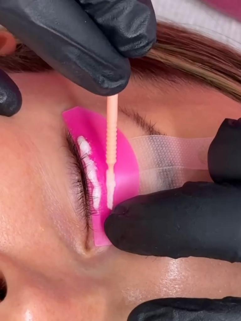 BLACKWINGS 1 Pair Eyelash Perm Silicone Pads, Curling Pads for Lash Lift, with Size Guide Chart, Hypoallergenic Reusable Accessories