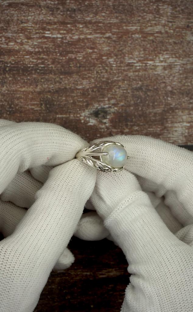 Срібне кільце з місячним каменем - унікальне кільце-смужка з натуральним райдужним місячним каменем, унікальне кільце для неї, кільце з натуральним дорогоцінним каменем, подарунок для неї