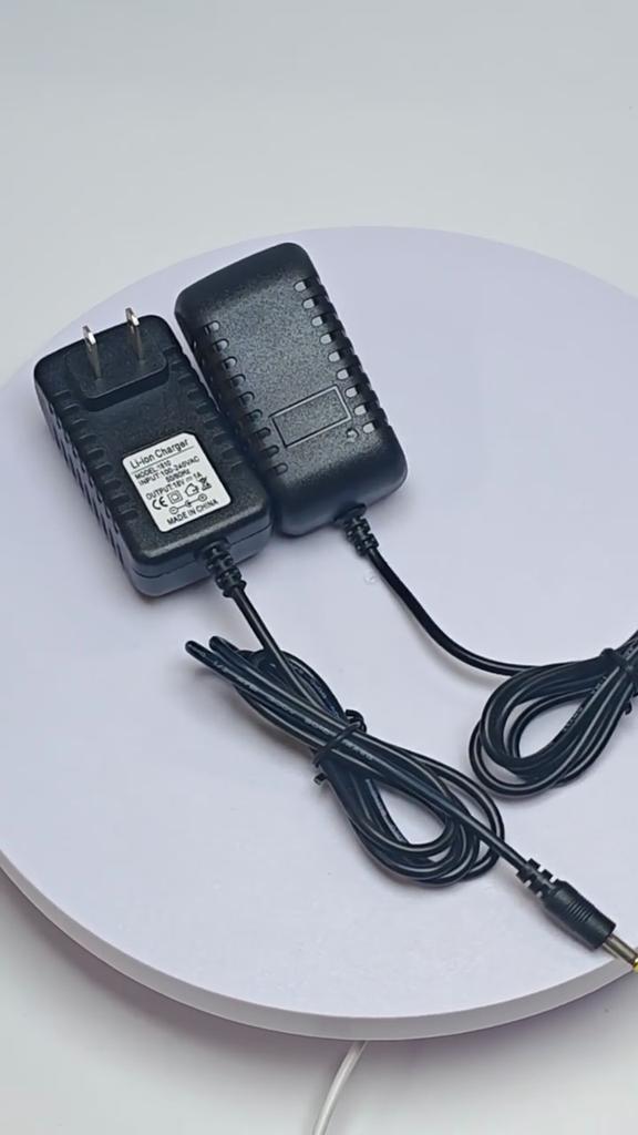Heat-resistant 16.8V/1A Li-ion Charger Adapter 100-240V Input Lithium Battery Charger Adapter
