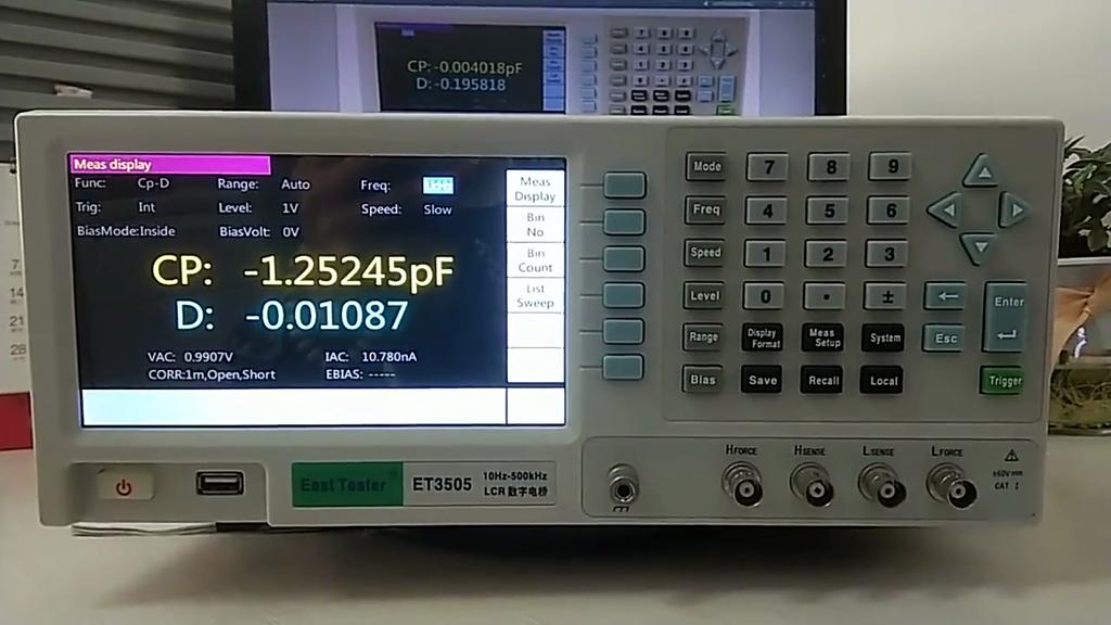 East Tester LCR Benchtop Digital Bridge 100kHz-1MHZ Desktop LCR Tester Meter Capacitance Resistance Impedance Inductance Measure
