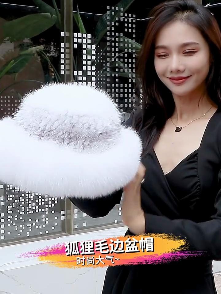 New Women Winter Luxury Knitted Real Mink Fur Bomber Hat Natural Warm Fox Fur Cap Girls Quality Soft 100% Genuine Mink Fur Hats