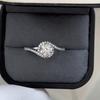 Vinregem Classic 100% 925 Sterling Silver 3EX VVS1 D Color Round Cut 6 MM 0.8CT Real Moissanite Diamonds Ring Wedding Engagement Fine Jewelry Gifts