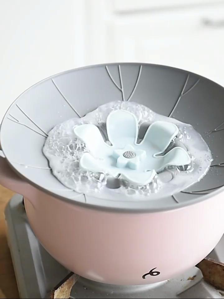 Silicone Lid Spill Stopper Cover Pot Pan Cover Kitchen Accessories Flower Shape Cookware Cooking Tools Kitchen Gadgets