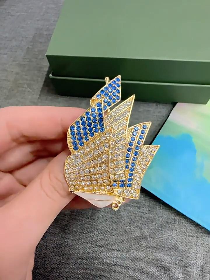 New High-end Exquisite Sailing Brooch Alloy Diamond-encrusted Fashionable and Elegant Blazer Accessories Pin Brooch Wholesale