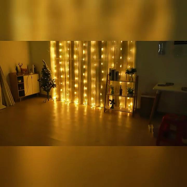 Solar Curtain Light Utendørs Vanntett Solar Fairy Garland String Lights Hagegård Paviljong Bryllupsfest Feriedekor Lys