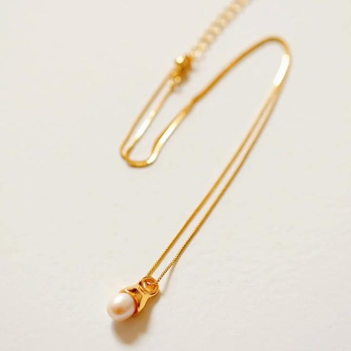 Elegant Pearl Pendant Necklace, Minimalist and Elegant All-match Design
