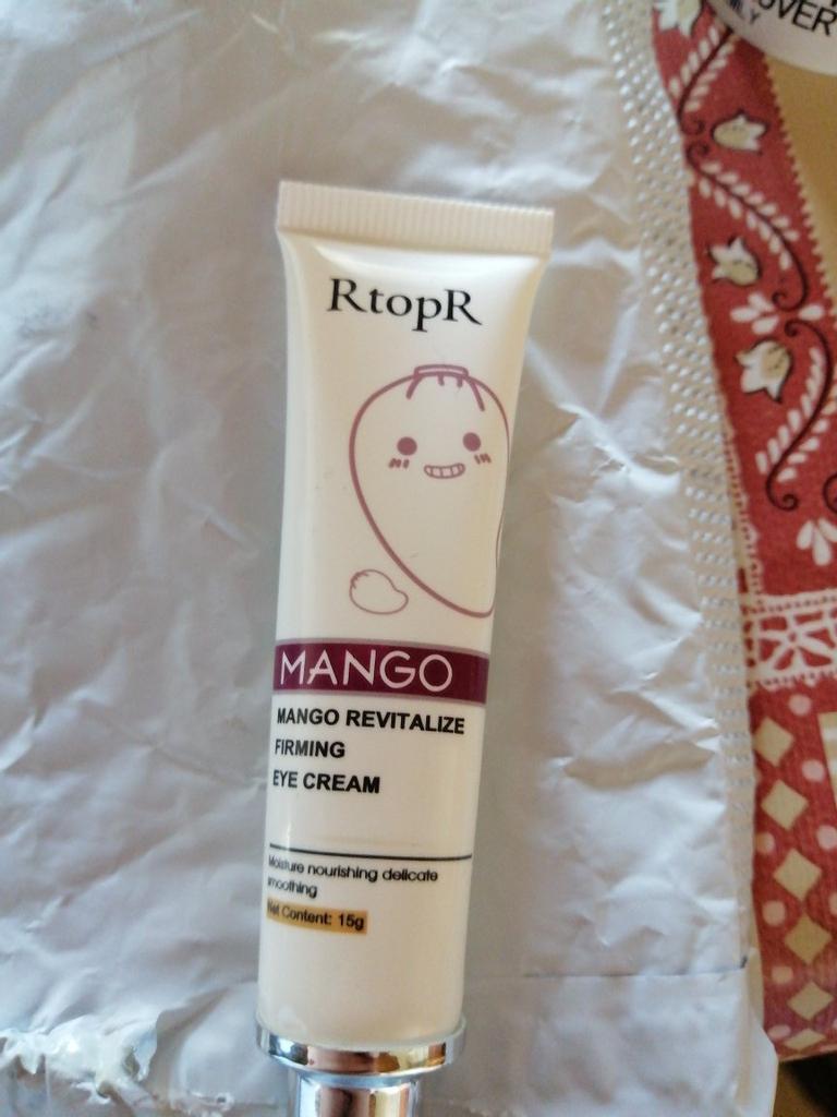 mango revitalize firming eye cream
