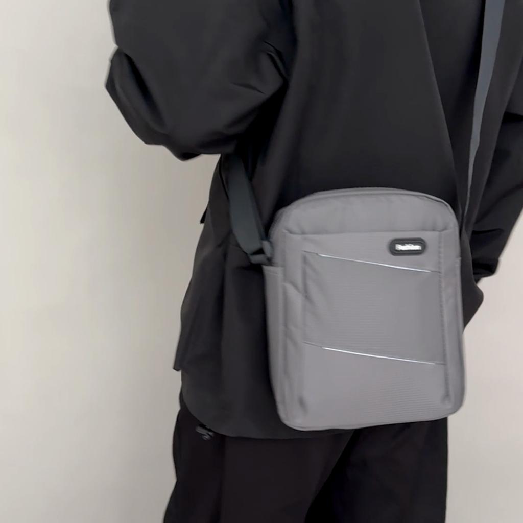 Men's Crossbody Bag Lightweight Nylon Shoulder Bag
