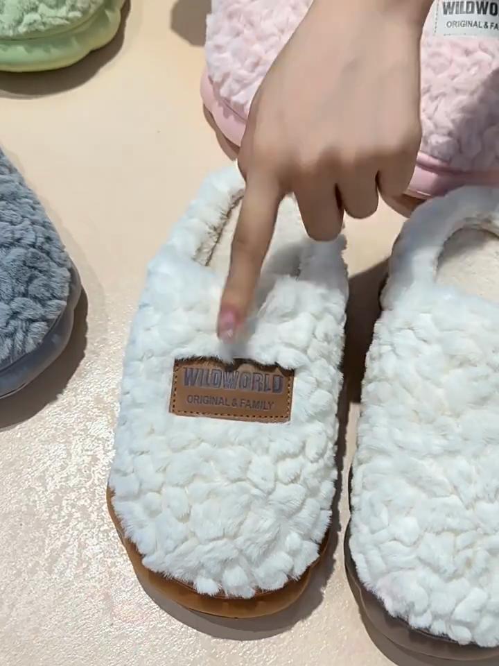 Cotton Slippers for Women, Plush In Autumn and Winter, Thick Soled for Home Use, Warm and Non Slip for Couples, Fuzzy Cotton Slippers for Men