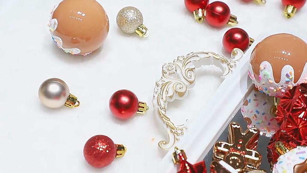 42Pcs 6Cm Christmas Ball Champagne Xmas Tree Hanging Pendant Ornaments Christmas Home Decoration 2026 New Year Party Gifts