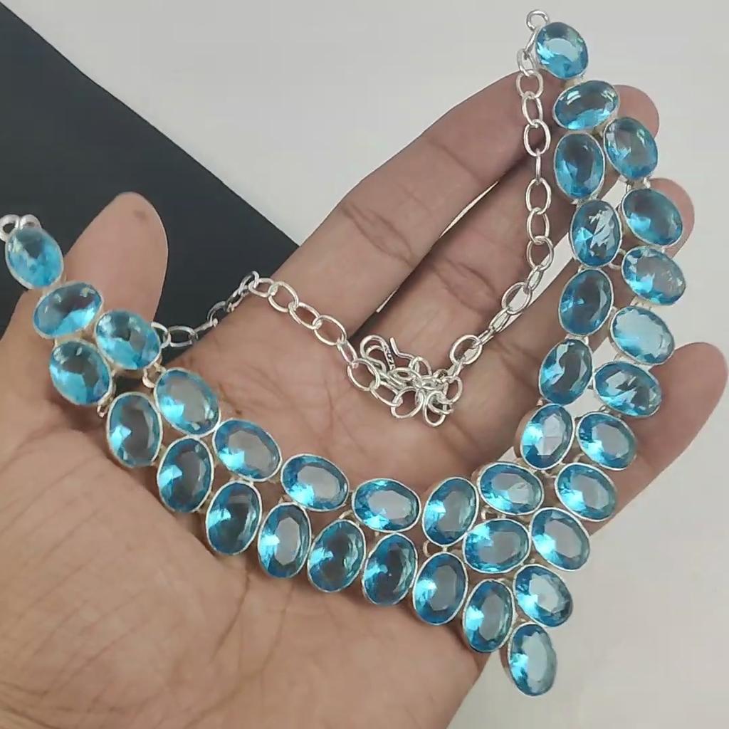 Colier din argint 925 lucrat manual cu piatră prețioasă cu topaz albastru elvețian, colier din argint cu topaz albastru elvețian pentru soție, colier unisex, cadou de Paște