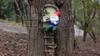  Elf Out The Door Tree Hugger with Ladder,Glow In Dark Resin Garden Gnome Statue for Patio Lawn Yard Ornaments