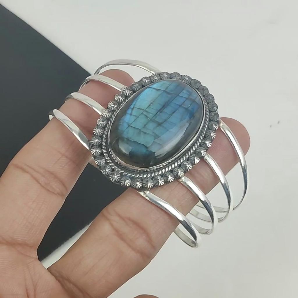 Natural Blue Flash Labradorite Gemstone Handmade 925 Sterling Silver Cuff Bangle, Blue Flash Labradorite Bangle,For Wife, Unisex Bangle, Gifts