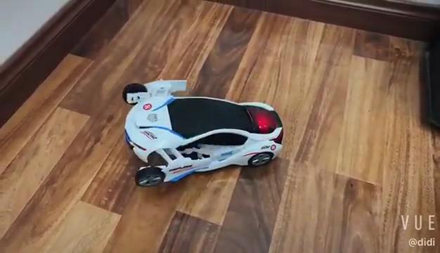 Automatisches Verformungs Roboter Auto Spielzeugauto, Wird ein Roboterauto, Automatisches Universelles Hindernisvermeidung Mit Lichtern Und Musik