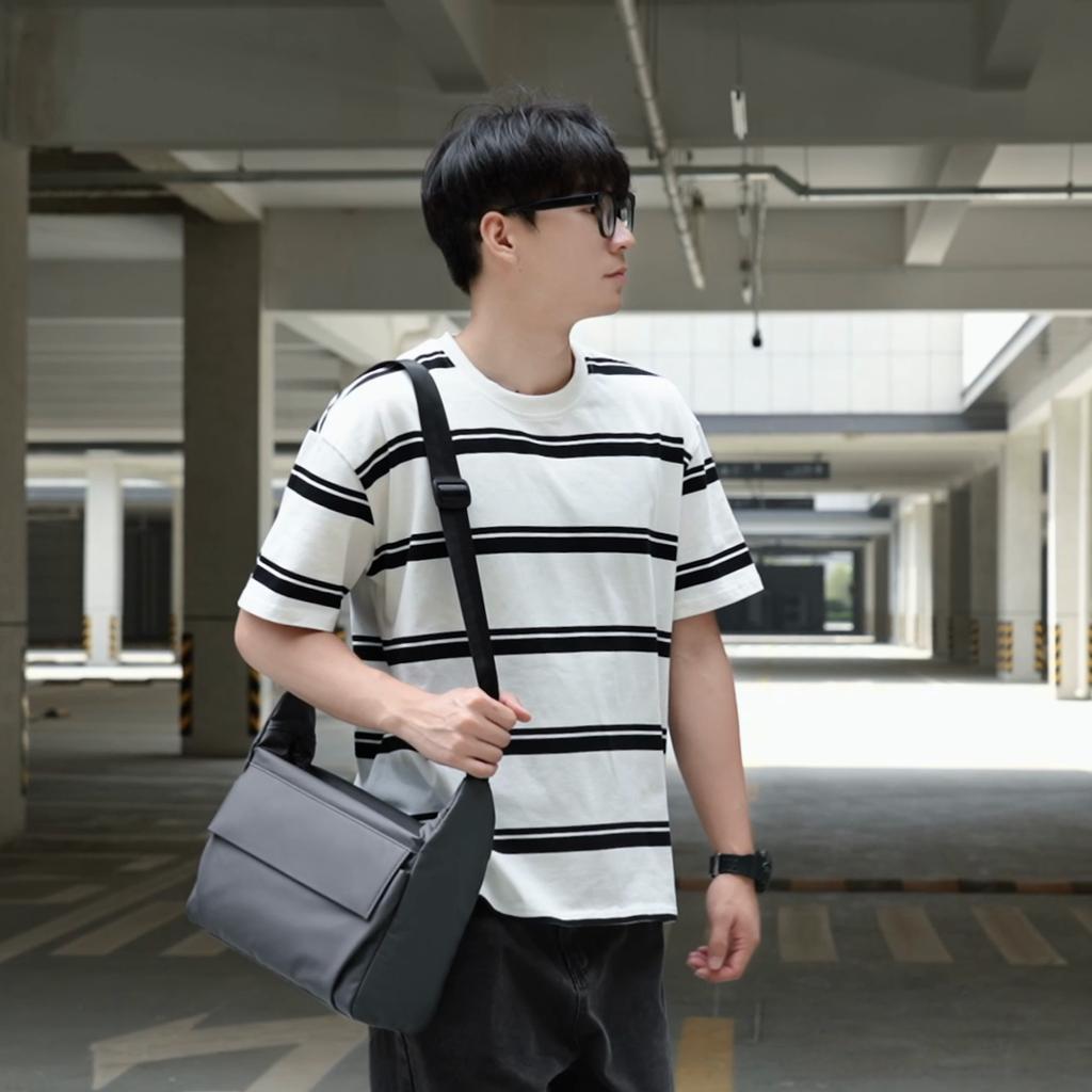 Shoulder Bag Men's Bag Crossbody Bag Large Capacity Messenger Bag