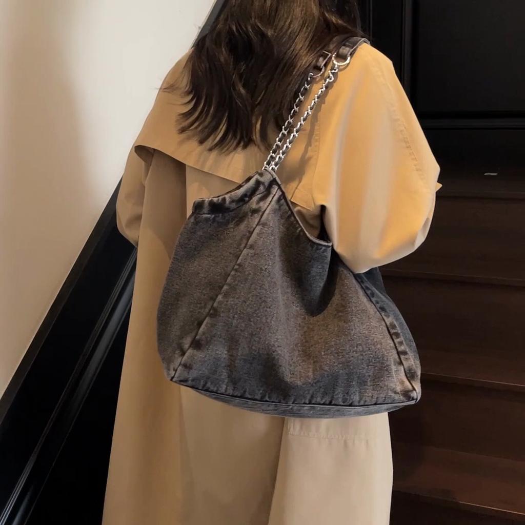 Large Capacity Tote Bag Women's Commuter Denim Shoulder Bag Chains Bag