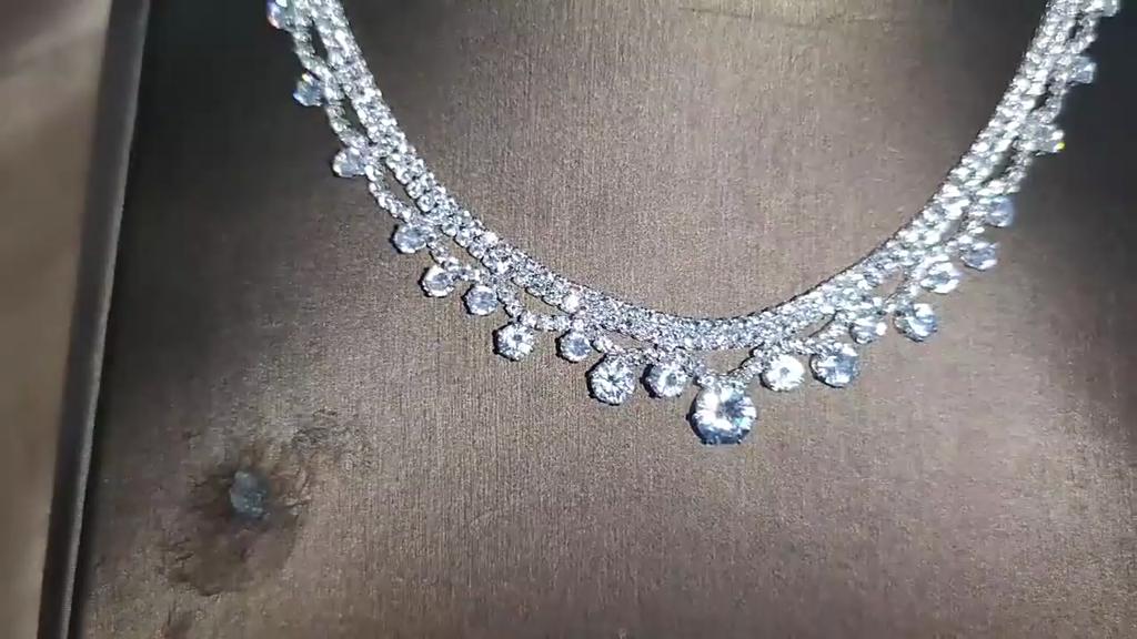 1 Set Women Jewelry Set Luxury Elegant Shiny Full Rhinestones Inlaid Sparkling Dress Up Gift Simple Bridal Necklace Bracelet Earrings Ring Set