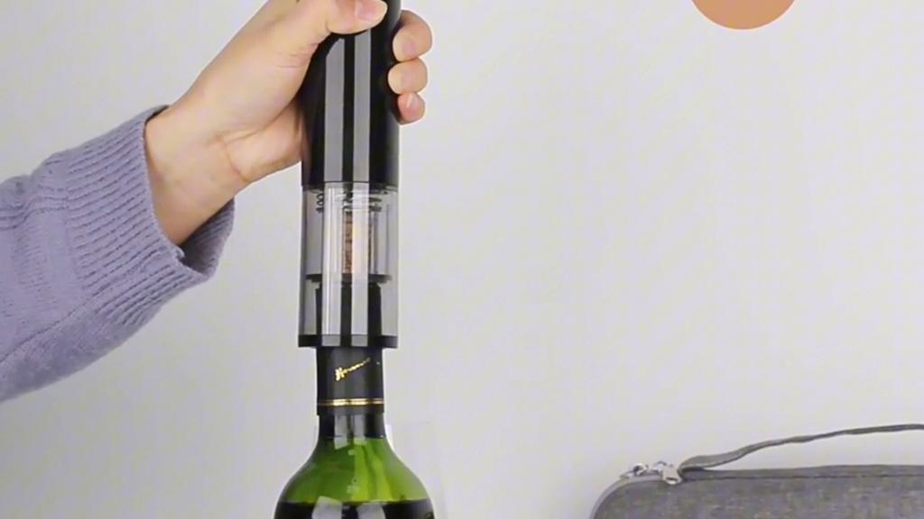 Elektrický provzdušňovač vína One Touch Rychlé provzdušňování Probuzení Dekantér na víno Dávkovač Pumpa Automatický USB dobíjecí nalévač vína