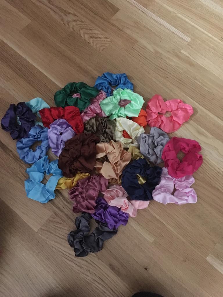40 Pcs Silk Satin Hair Scrunchies Set For Women Strong Elastic Bobbles Ponytail 40 Pcs Silk Satin Hair Scrunchies Set For Women Strong Elastic Bobbles Ponytail