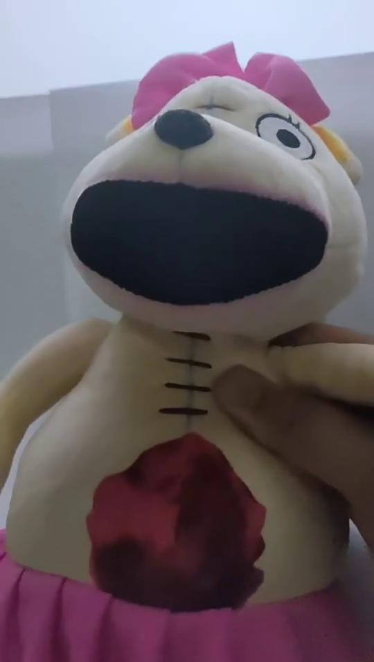 Plyšová hračka pro panenku Dark Deception