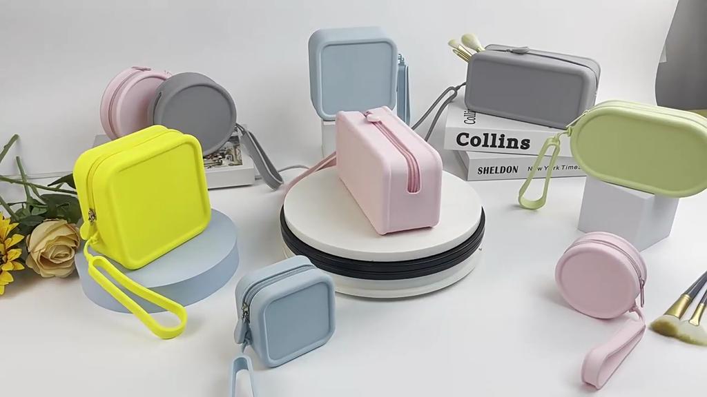 Candy Color Silicone Makeup Bag,Portable Lanyard Cosmetic Case Waterproof Zipper Toiletries Pouch,Mini Wallet Coin Purse